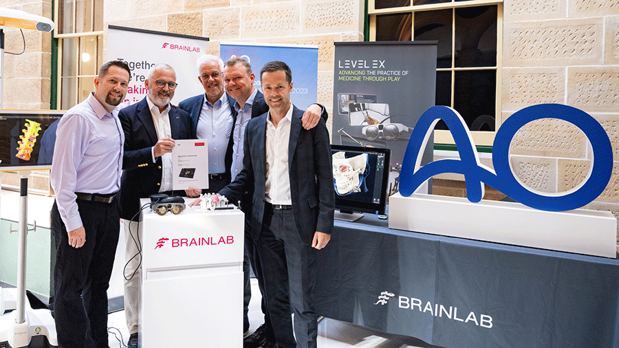 AO and Brainlab collaborate on the future of immersive medical education and training
