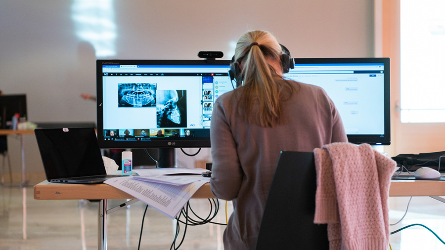 Davos courses online