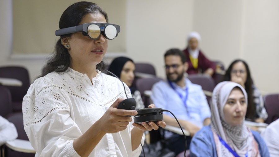 Updated AO CMF curriculum integrates emerging technologies: Virtual Surgical Planning, intraoperative navigation and imaging, 3D models and AR