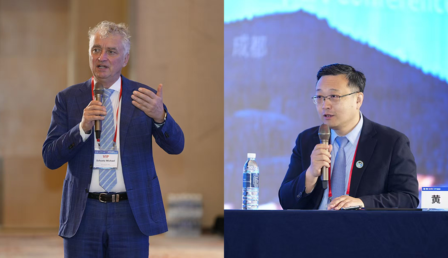 Michael Schütz and Ye Huang