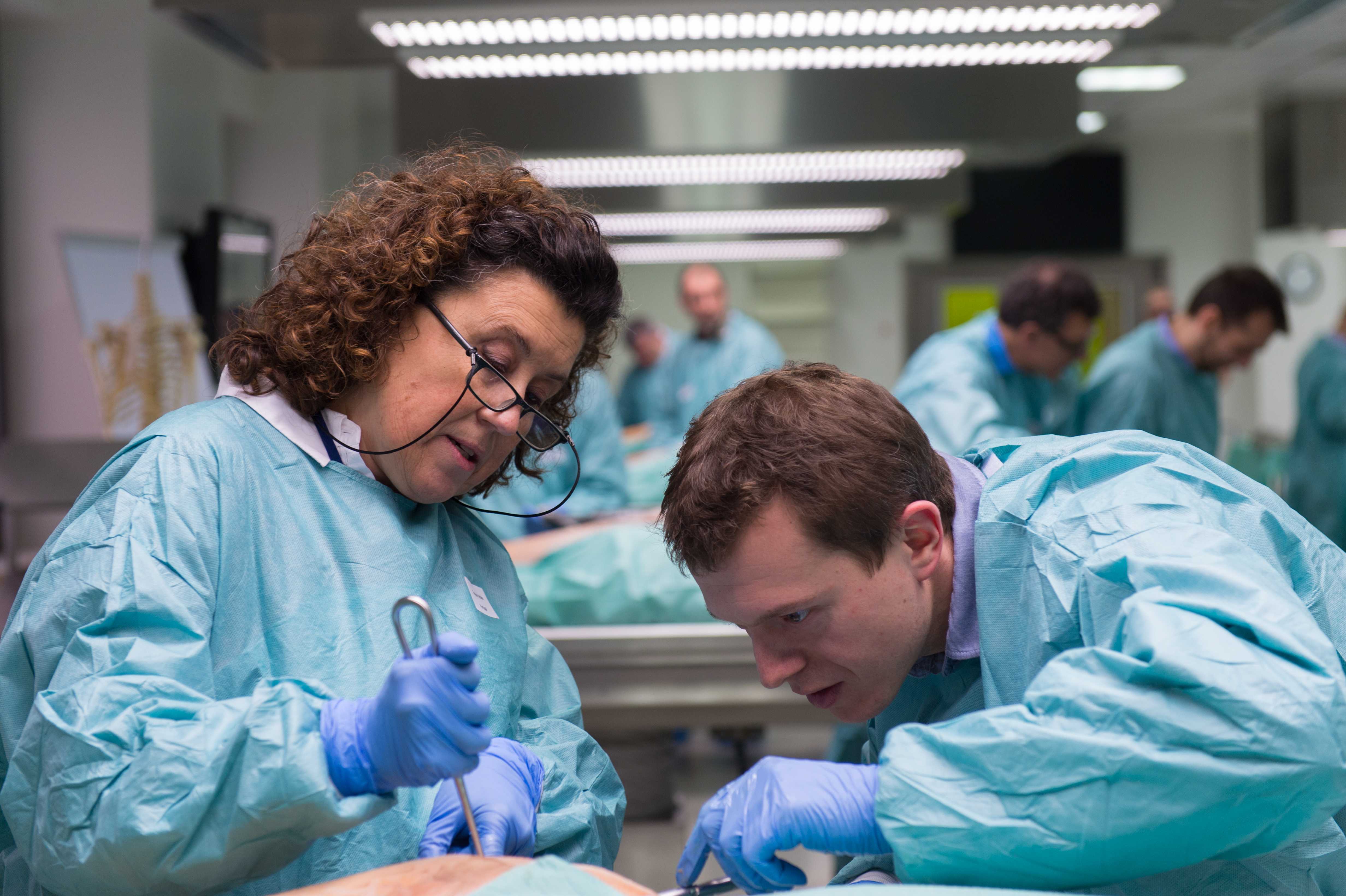 AO Recon Course—Comprehensive Periprosthetic Fracture Management of the Hip and Knee