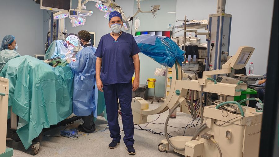 Neurosurgeon Mohamed Aly in OR