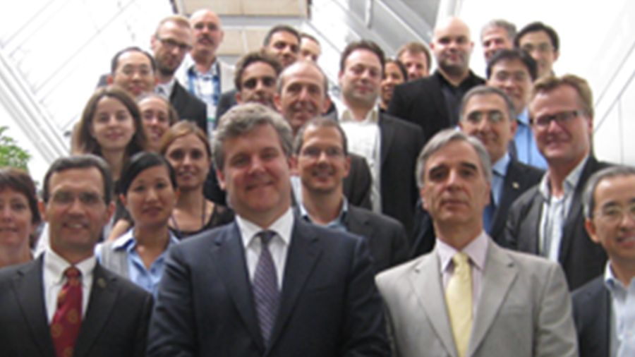 Historical photo of the Scioli-RISK study group, a collaboration of AO Spine Knowledge Forum Deformity and the Scoliosis Research Society SRS