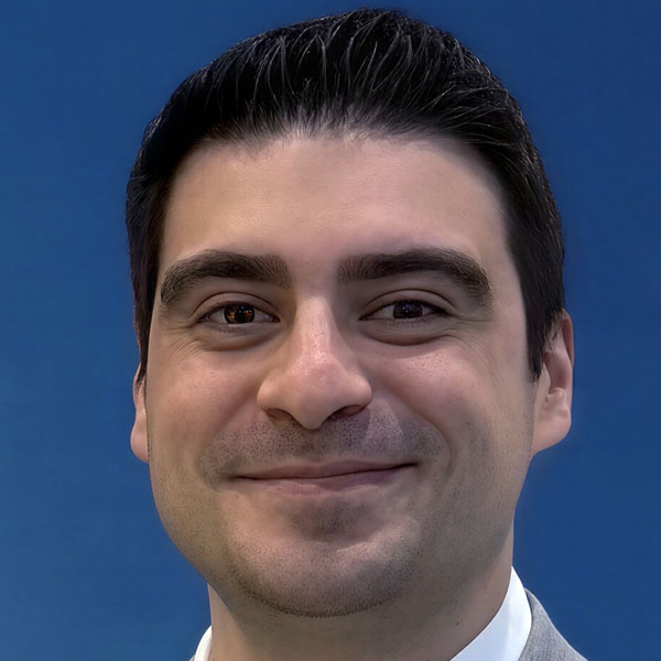 Dr Esteban Espinoza