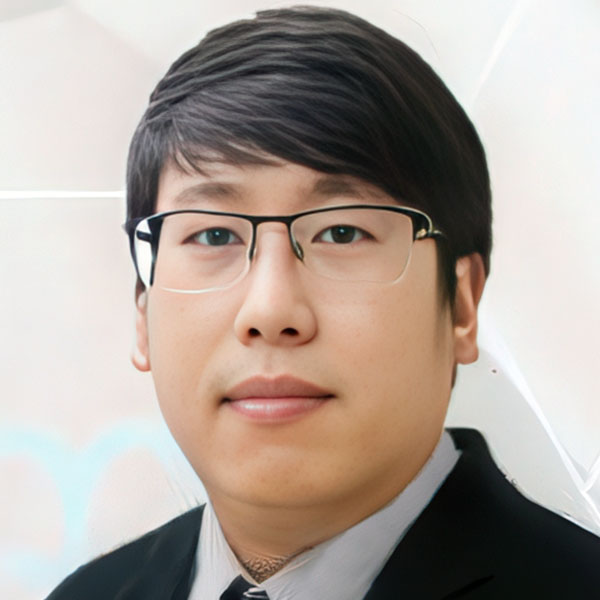 Dr Wongthawat Liawrungrueang
