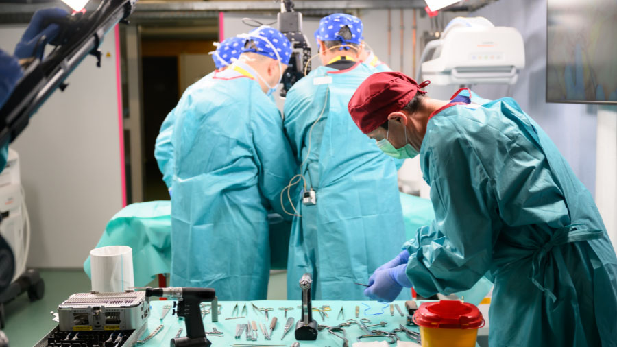 Navigating uncertainty in orthopaedic trauma: a common challenge and practical approaches