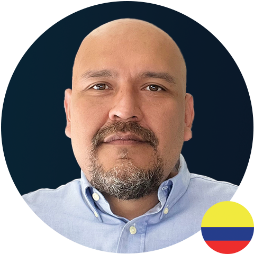 Dr Carlos Valderrama